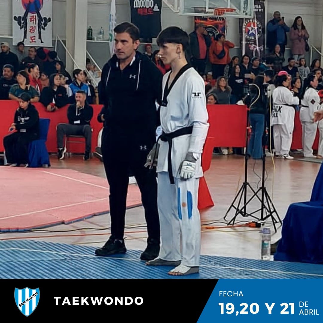 Juan Ignacio Busano ganó la medalla de plata y Renzo González el oro en el Torneo de Taekwondo en Chile
