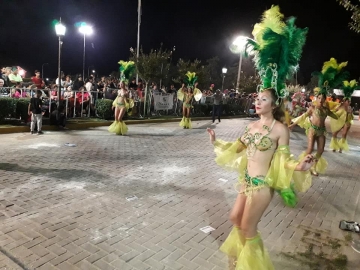 Monte Buey: 5000 personas disfrutaron del carnaval con Sergio Gallegillo