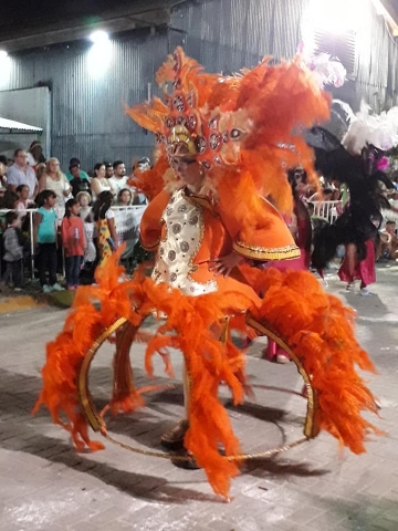 Monte Buey: 5000 personas disfrutaron del carnaval con Sergio Gallegillo