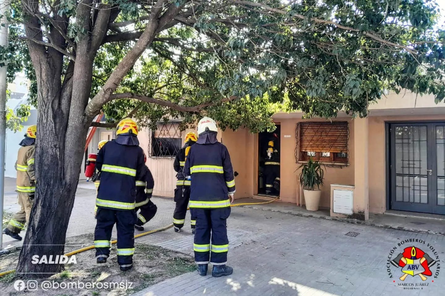 Incendio de una vivienda este domingo en Santa Fe al 1000
