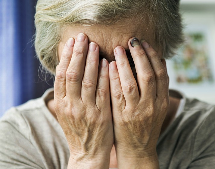 Abuela denuncia a nieto por violar medida cautelar de violación del perímetro domiciliario