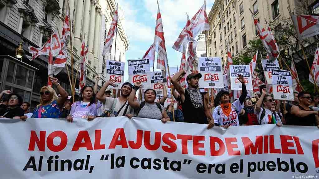 Ajuste, recesión y desempleo: se cerraron más de 330.000 cuentas sueldo desde Diciembre