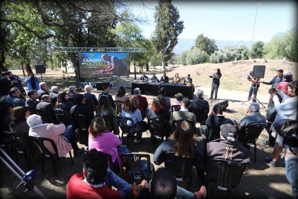 Nace un nuevo producto turístico cordobés: La Provincia presentó “El Camino del Olivo”