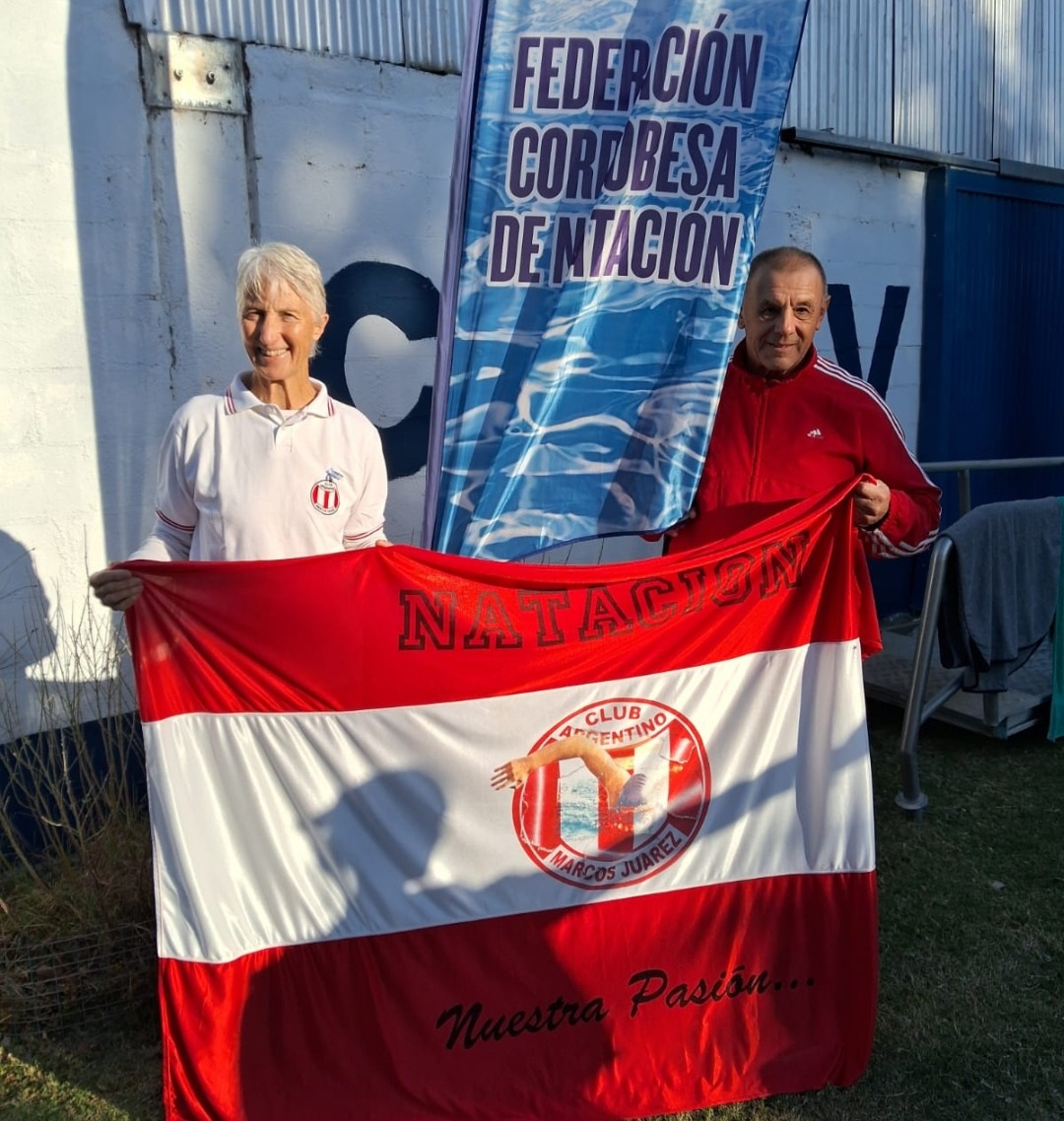Kelo Daprati y Mario Aríngoli lograron primeros puestos en el provincial Master de natación