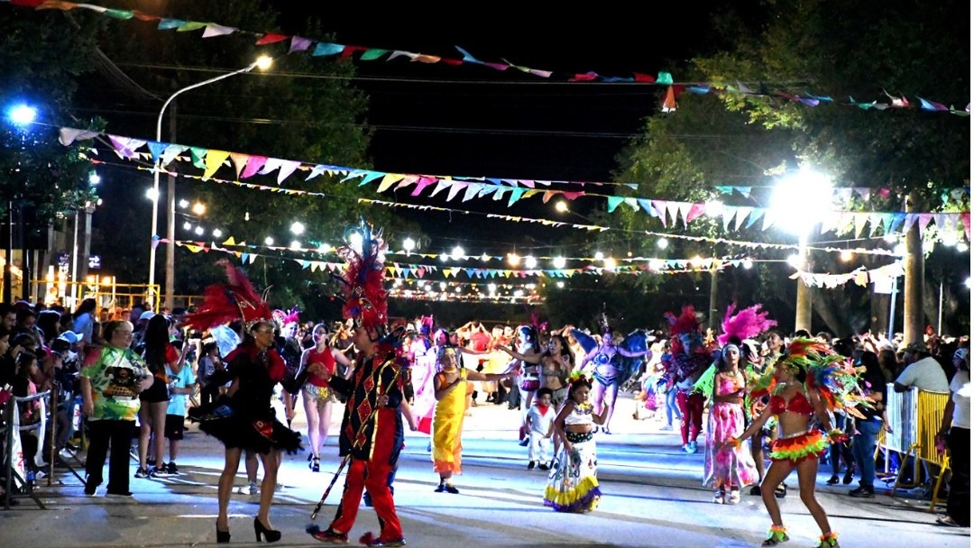 Argentino reeditó la fiesta del carnaval que tuvo su primera edición en el año 1928