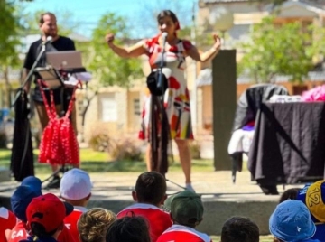 “El teatro se hace con el público,necesitamos que nos acompañen”expresó Maricel Di Genno