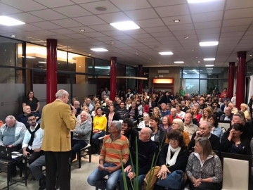 Empleado de la Estancia de Ayerza sorprendió a Esteban Domina en la presentación del libro