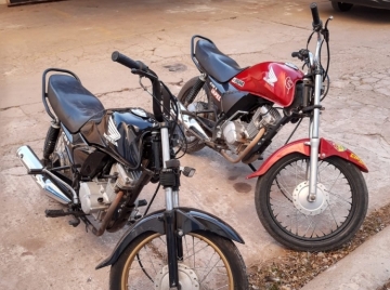 Allanamiento con secuestro de 2 motos y aprehensión de 2 jóvenes.