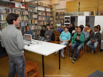 “El trabajo del bibliotecario es un gran desafío por tanta información” dijo Maricel Di Genno