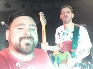 Sábado 18 horas: 