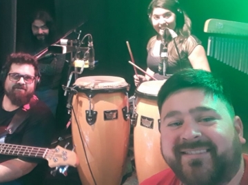 Sábado 18 horas: 