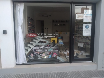 Destrozaron la vidriera y robaron $150 mil en mercadería