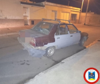 Motociclista sufrió fractura al chocar con un auto