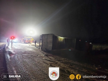 Dos heridos en un accidente de Ruta 12 entre un auto y camión 