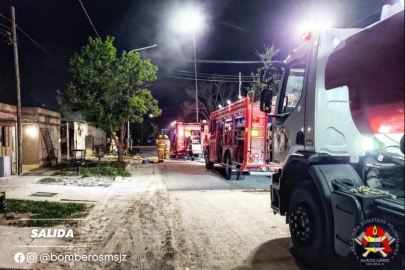 “No bajé los brazos y menos ahora porque mi hija y nietos me necesitan fuerte”, dijo Juana tras perder toda su vivienda en un incendio
