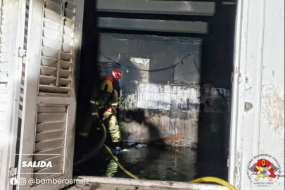 “No bajé los brazos y menos ahora porque mi hija y nietos me necesitan fuerte”, dijo Juana tras perder toda su vivienda en un incendio