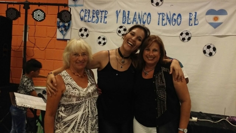 Envianos tu foto, video o mensaje de audio a nuestras líneas