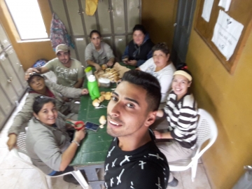 Envianos tu foto, video o mensaje de audio a nuestras líneas