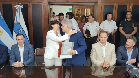 Llaryora visitó Marcos Juárez acompañado por Dellarossa en su primera visita oficial como gobernador de Córdoba