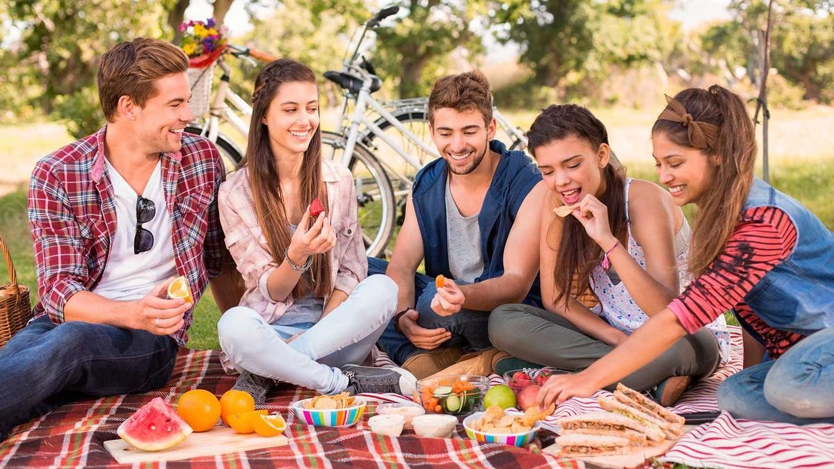 Día del Amigo: el mejor regalo para cada signo del zodíaco, según la IA
