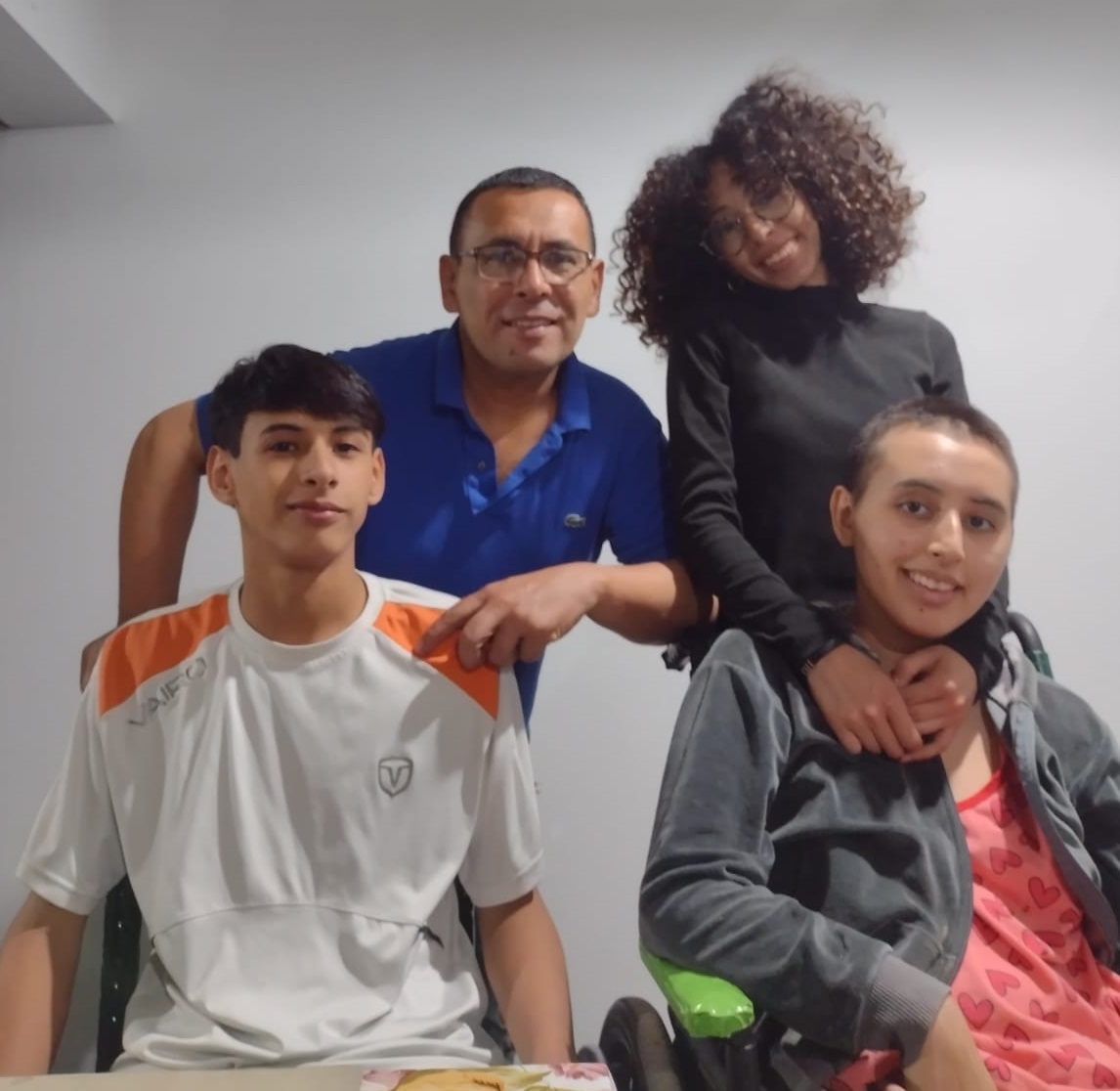 "Cuando a uno le tocan el hijo, sale el león y la garra", expresó Miguel Echavarría sobre la enfermedad de su hija Melina