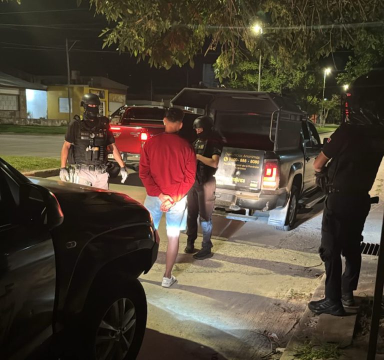 FPA secuestró estupefacientes en calles Salta y Pellegrini de Marcos Juárez