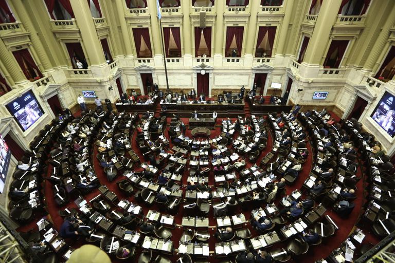El Gobierno busca aprobar la reforma laboral antes de fin de año