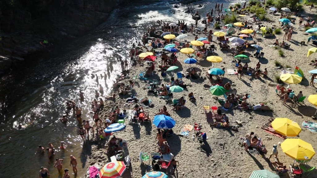 Córdoba tsunami de turistas: solo el último fin de semana se movilizaron unas 416 mil personas