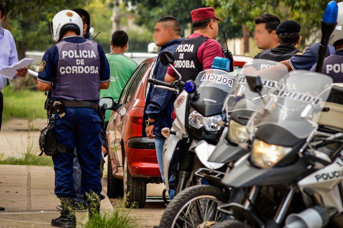 Operativos policiales de domingo: Dos motocicletas secuestradas en Cruz Alta y Saira