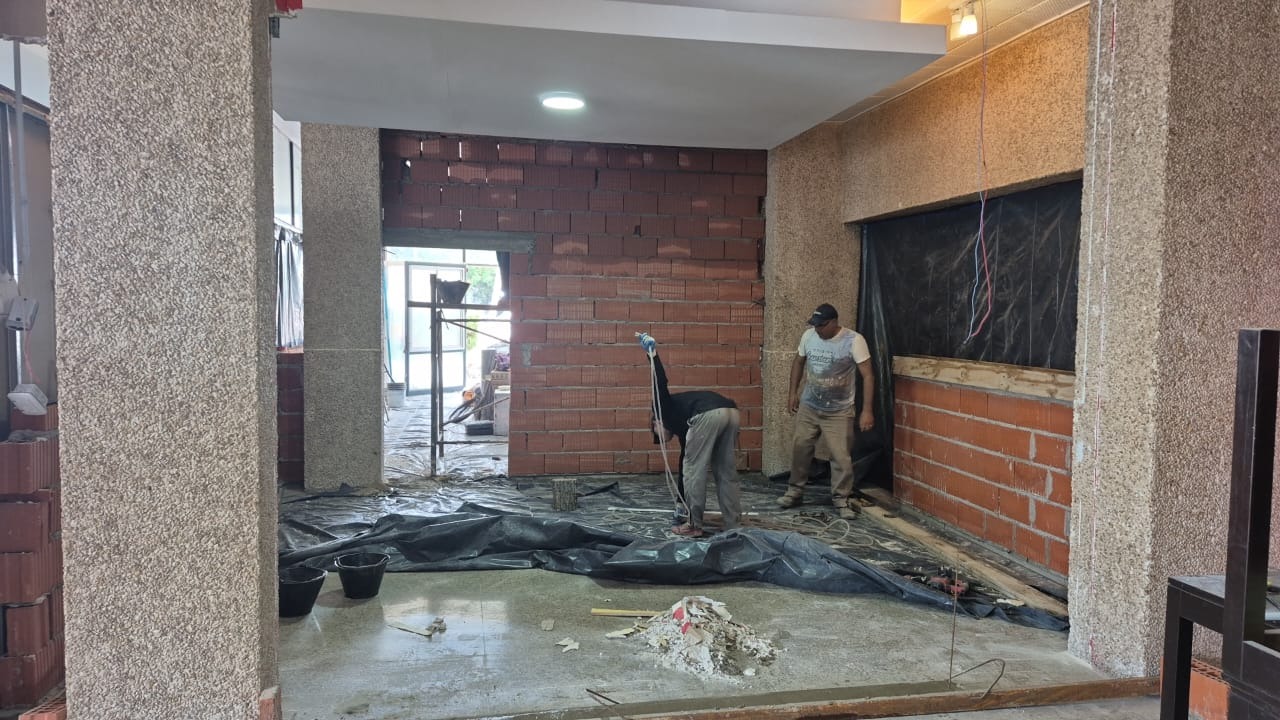 El club Argentino continúa con la nueva cocina y avanza con las obras de refuncionalización