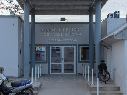 Accidente de un joven en moto con un perro: “Está en estado crítico” dijo Agustín Siccardi director del Hospital Abel Ayerza