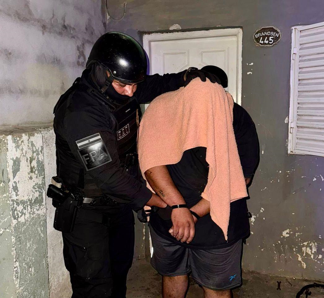 FPA Cerró un punto de venta y detuvo a un sujeto en Villa María