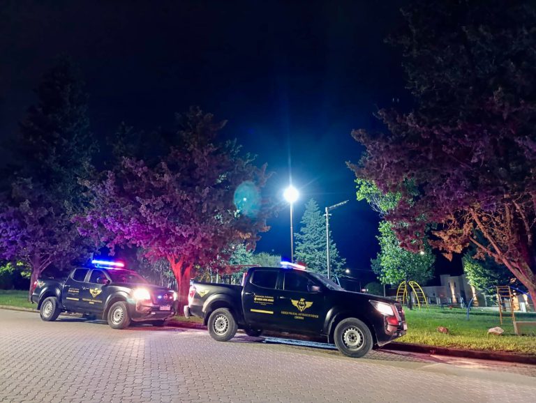 Bell Ville: capturan a dos hombres con dosis de marihuana en la vía pública