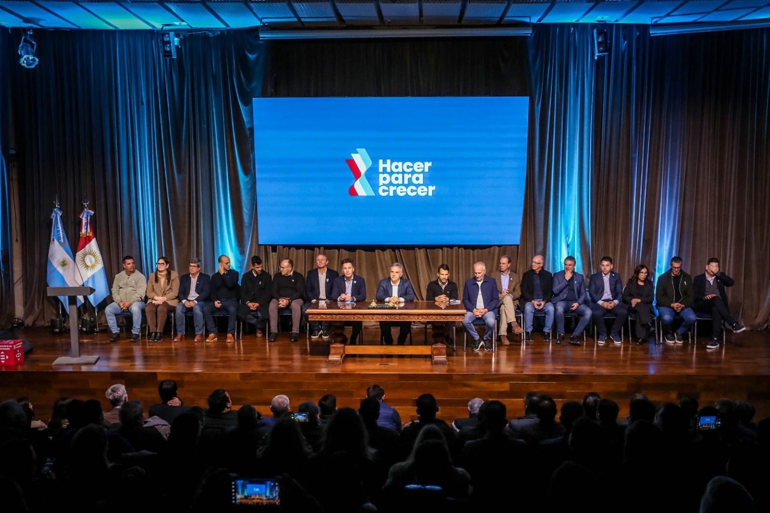 Intendentes de 13 departamentos de Córdoba rechazan la eliminación de subsidios al gas