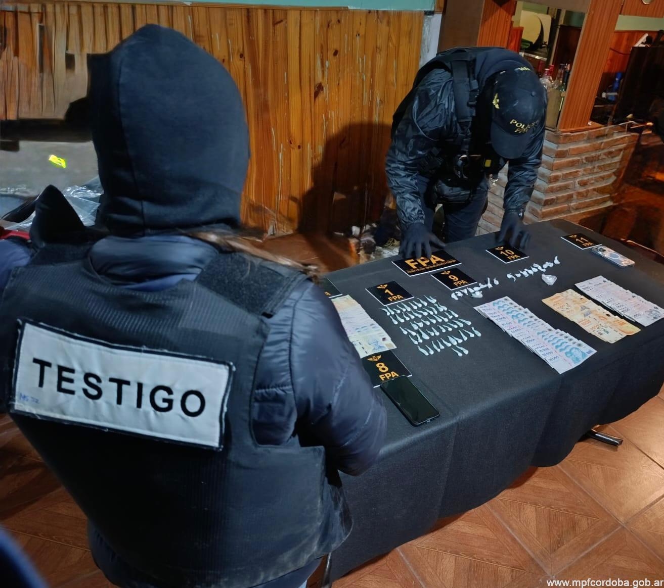 Tres detenidos con antecedentes y secuestro de cocaína en Cruz Alta