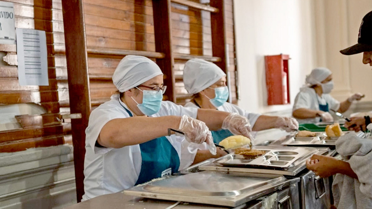 La demanda creció 35% en el Paicor: 4 de cada 10 alumnos lo necesitan para alimentarse