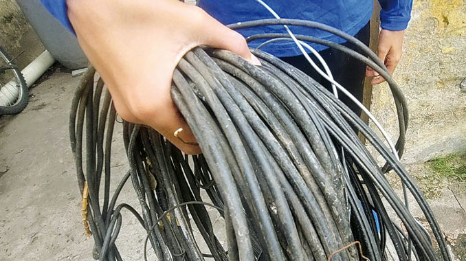 Robo de 5 metros de cable luego de dañar una caja trifásica en Marcos Juárez