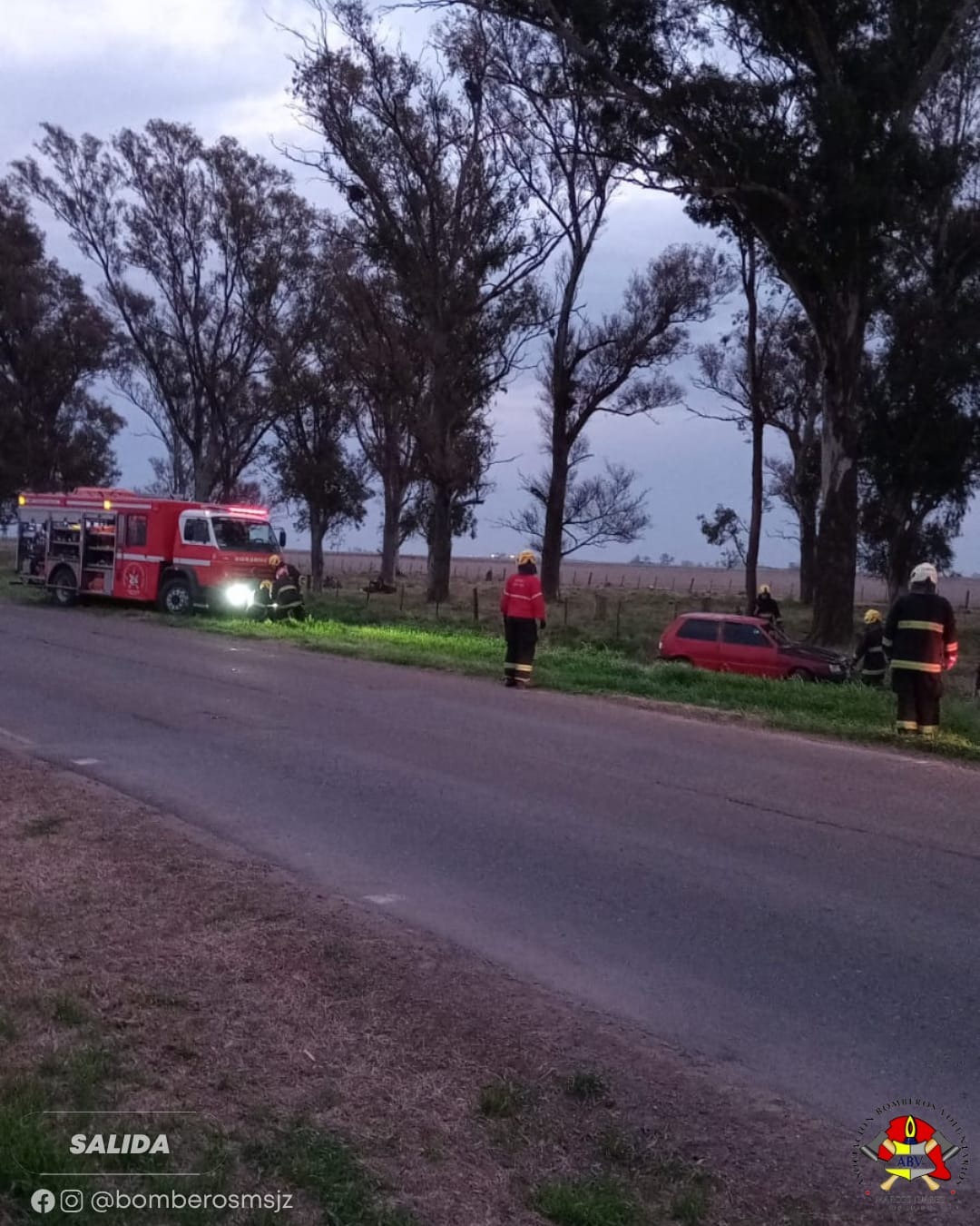 Bomberos: Accidente vehicular en solitario sobre Ruta 9