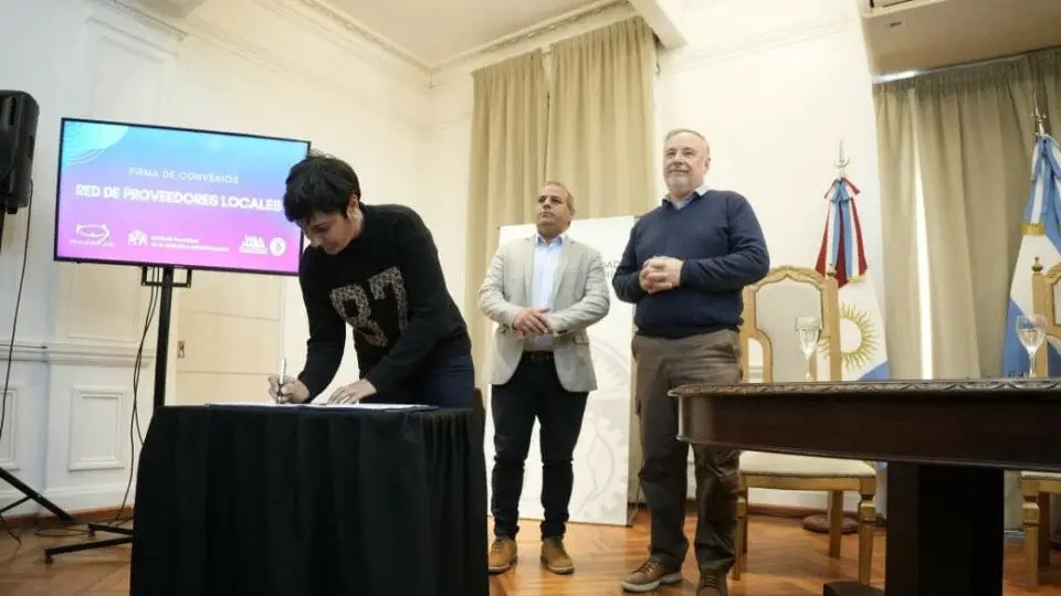 Villa María abre puertas y levanta muros de esperanza: nacen los programas ‘Mudate’ y ‘Materializate’”
