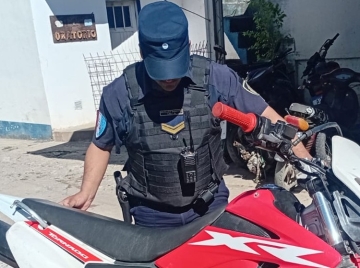 Policía y Municipio de Marcos Juárez retuvieron 8 motos en operativos y una tenía motor adulterado