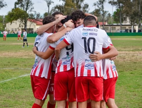 El Club Argentino de Marcos Juárez recibió la autorización oficial para participar en el Torneo Regional Amateur de AFA
