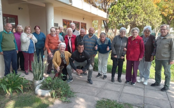 Personas Mayores: Inclusión y acompañamiento en el Hogar de Día 
