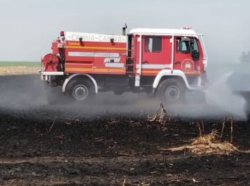 Bomberos de Marcos Juárez controlaron un incendio rural 12 kilómetros al sur de la ciudad