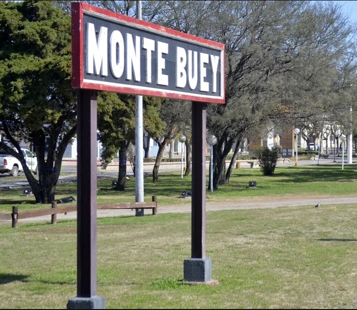 Un motociclista de 20 años choca a mujer de 84 años quien sufre lesiones graves: fractura de clavícula y costillas