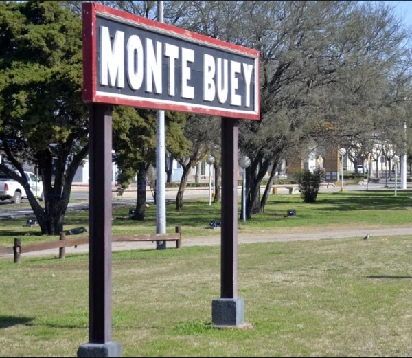 Un motociclista de 20 años choca a mujer de 84 años quien sufre lesiones graves: fractura de clavícula y costillas
