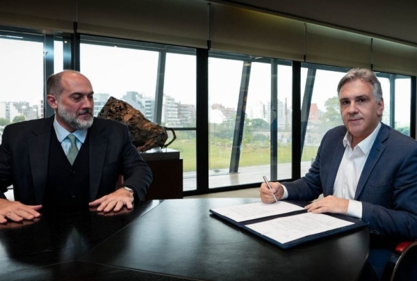 Llaryora reduce en un 30% las agencias provinciales y transforma áreas clave en entes autárquicos