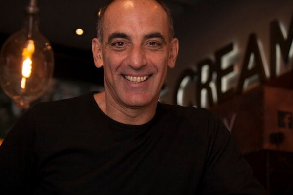 Mauricio Dayub y El Equilibrista: el arte de transformar una vida en una verdad colectiva