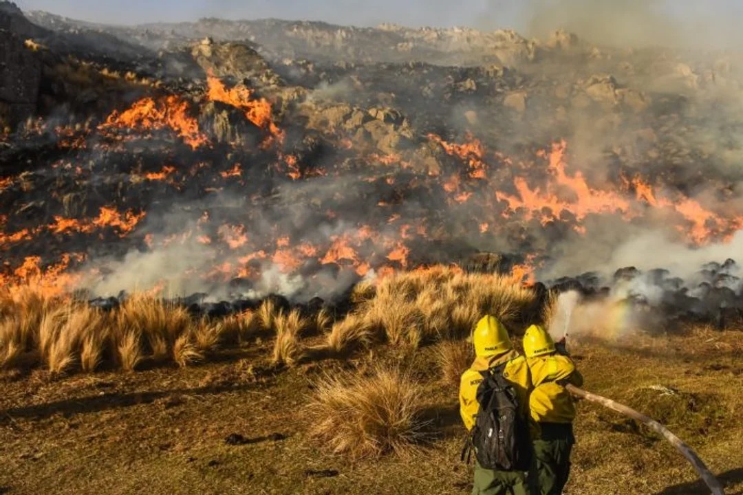 Córdoba en alerta: piden extremar cuidados ante jornada de riesgo extremo por incendios