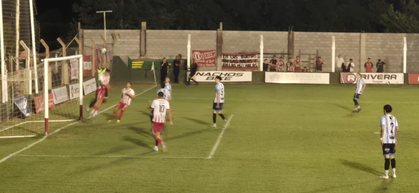 Siete goles, drama y emoción: Argentino de Bell Ville eliminó a Argentino de Marcos Juárez