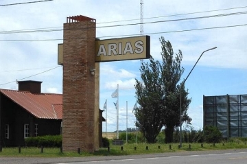 Aprehendieron a un hombre ebrio que amenazaba a sus compañeros de trabajo con un cuchillo